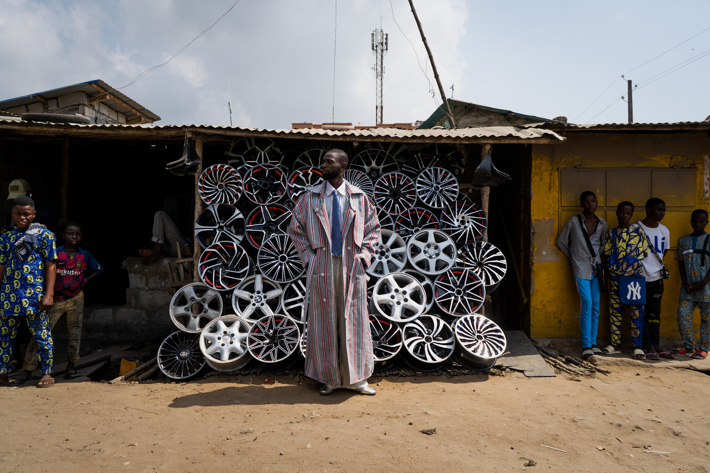 AYOMIDÉ - Grey Trench M