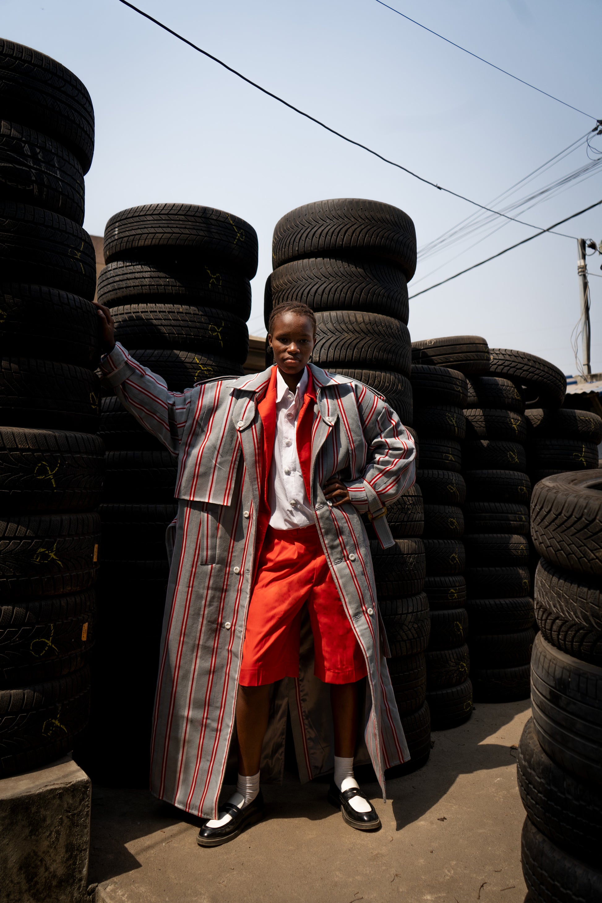 AYOMIDÉ - Grey Trench