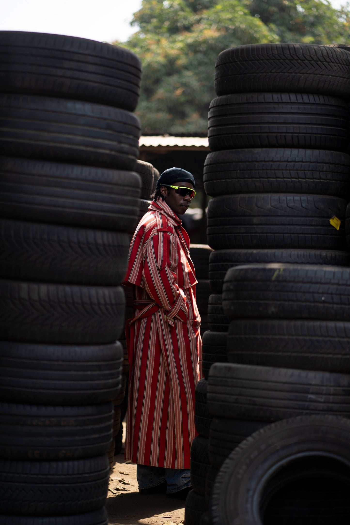 FOLASADÉ - Red Trench M